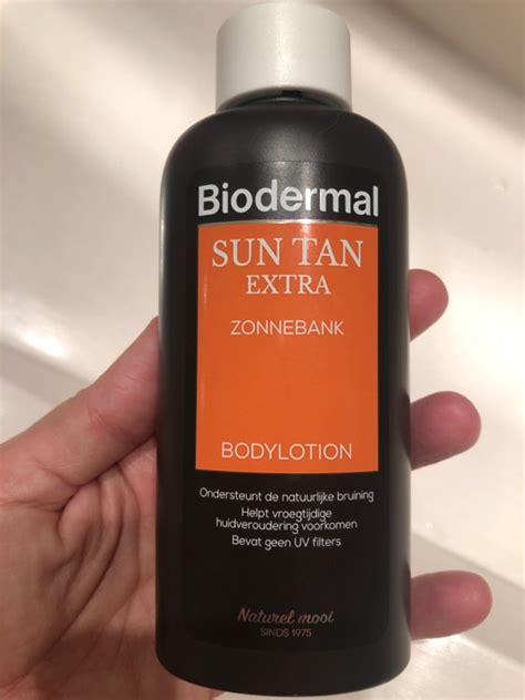 2x Biodermal Sun Tan Extra Zonnebank bodylotion .